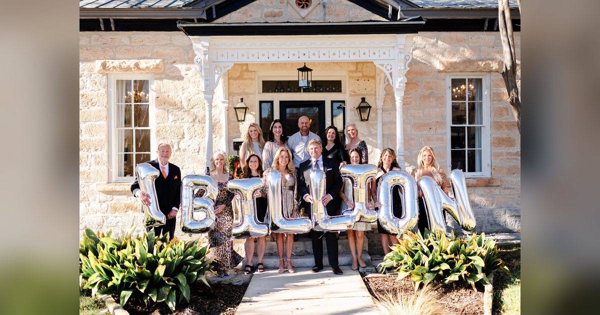 Absolute Charm Real Estate Group Passes $1 Billion in Sales